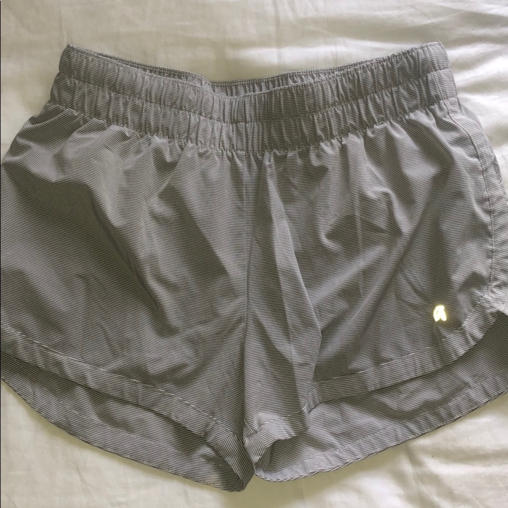 Gap fit shorts